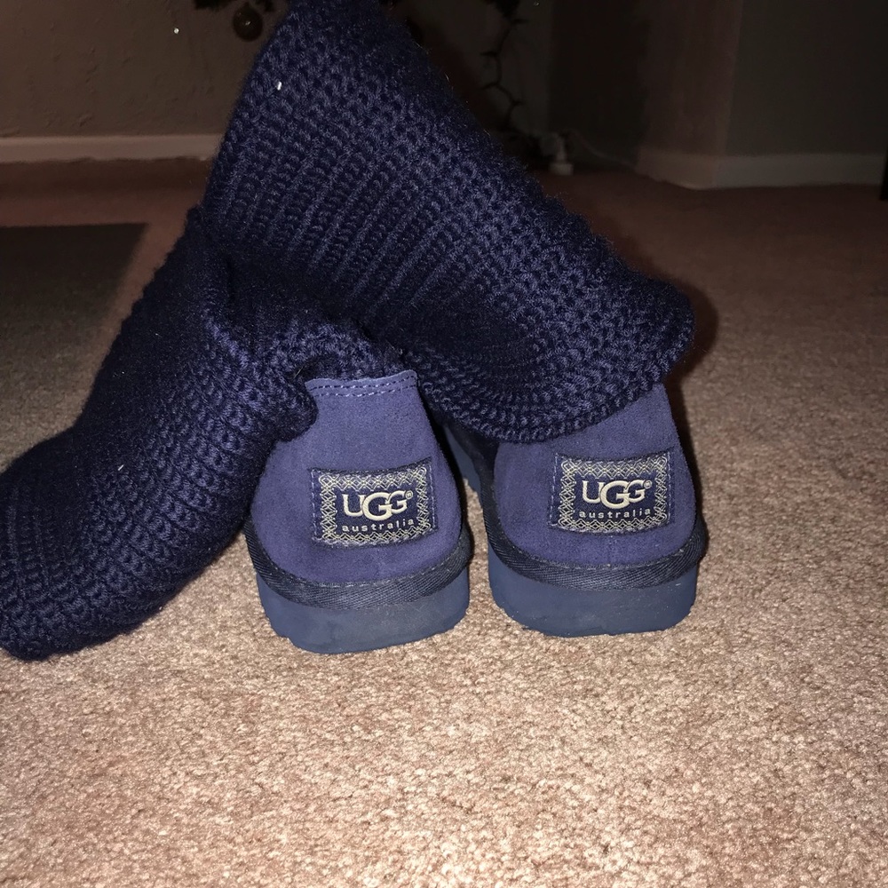 Uggs “Classic Cardy” knit boots